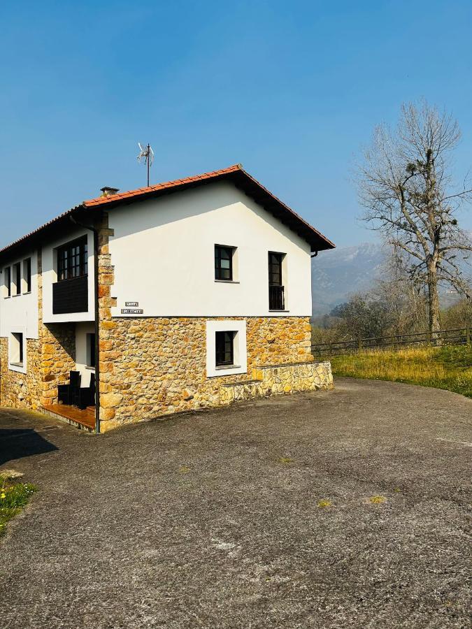 Апартаменти Casa La Maestra Арріондас Екстер'єр фото