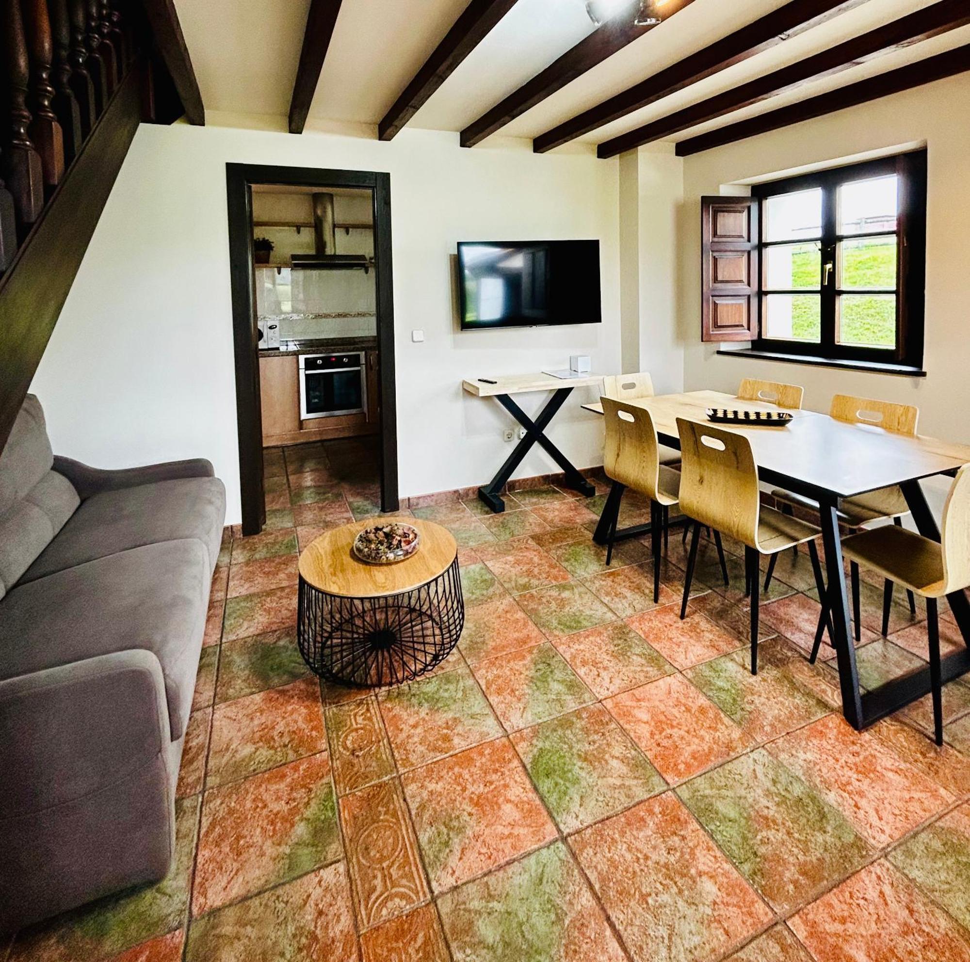 Апартаменти Casa La Maestra Арріондас Екстер'єр фото
